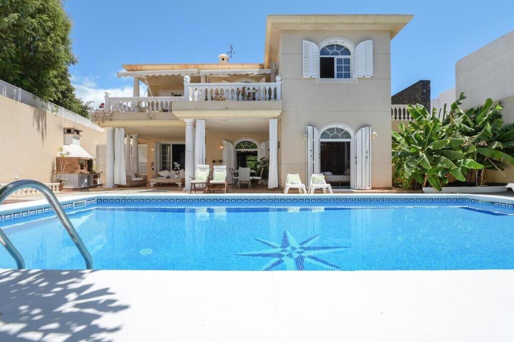 Villa La Concha Beachfront Heated Pool بلايا هوندا المظهر الخارجي الصورة