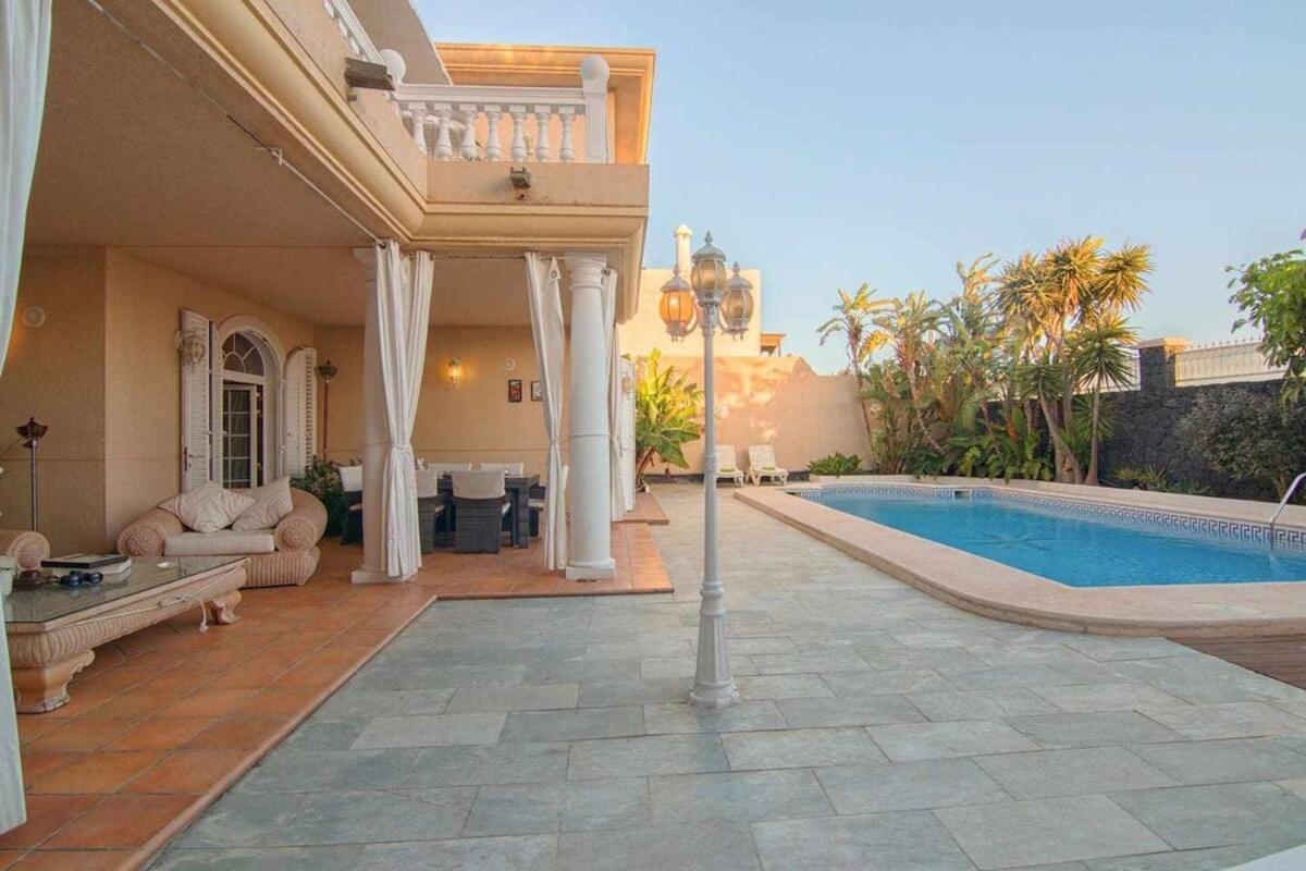 Villa La Concha Beachfront Heated Pool بلايا هوندا المظهر الخارجي الصورة